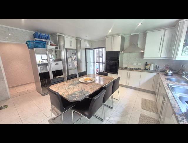 3 BEDROOM HOUSE FOR SALE IN LITTLE FALLS